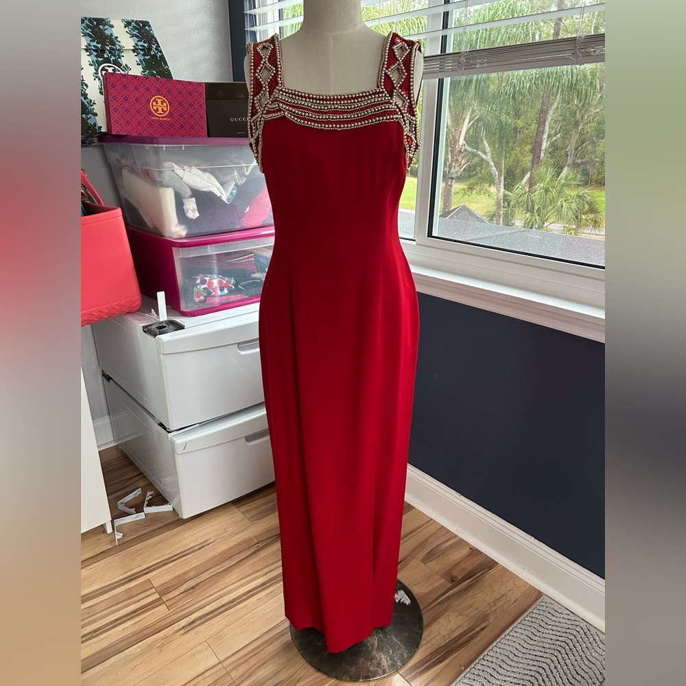 Red sequin backless dress